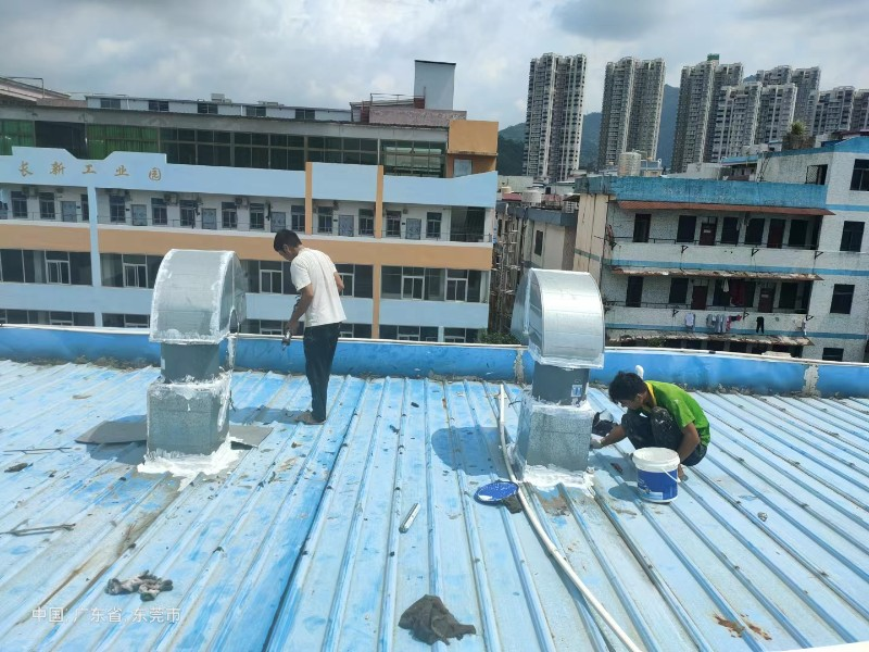 长垣钢结构屋面涂料维修方法